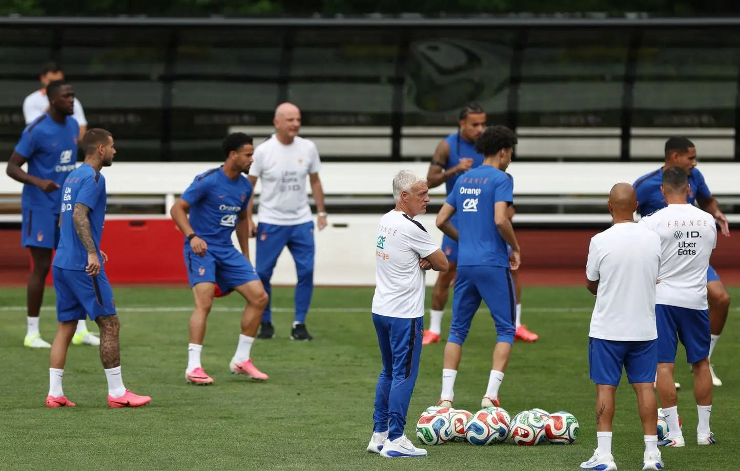EN DIRECT Coupe du monde 2026 : Les Bleus sont arrivés à Dallas… Forlan nommé sélectionneur de l’Uruguay… Suivez les actus de la journée