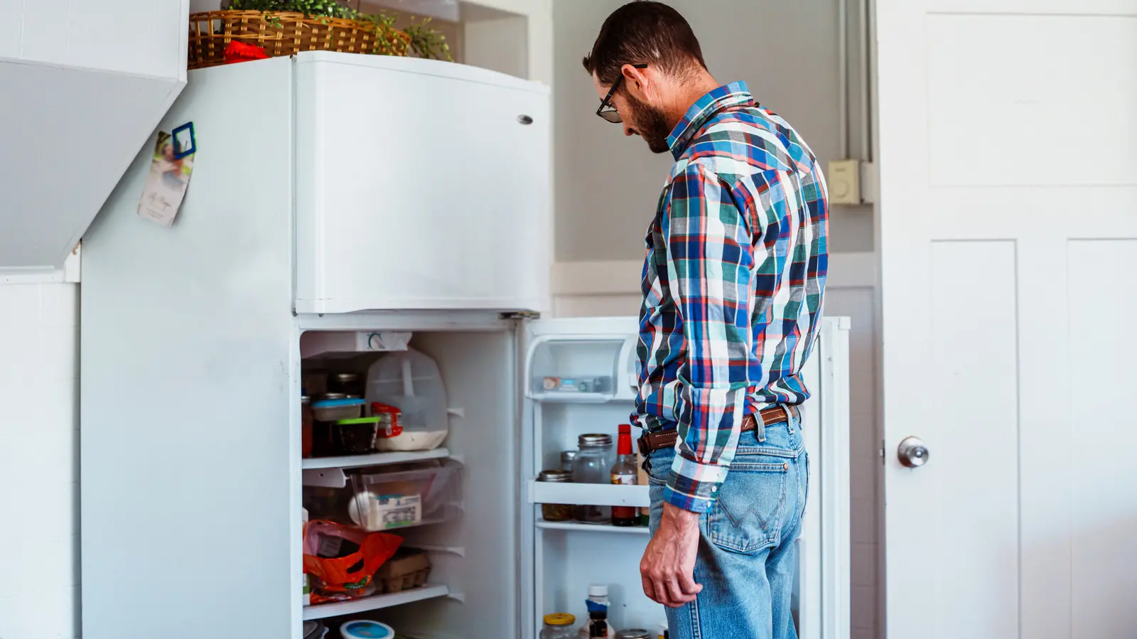 How Many Solar Panels Do You Need To Run A Refrigerator?