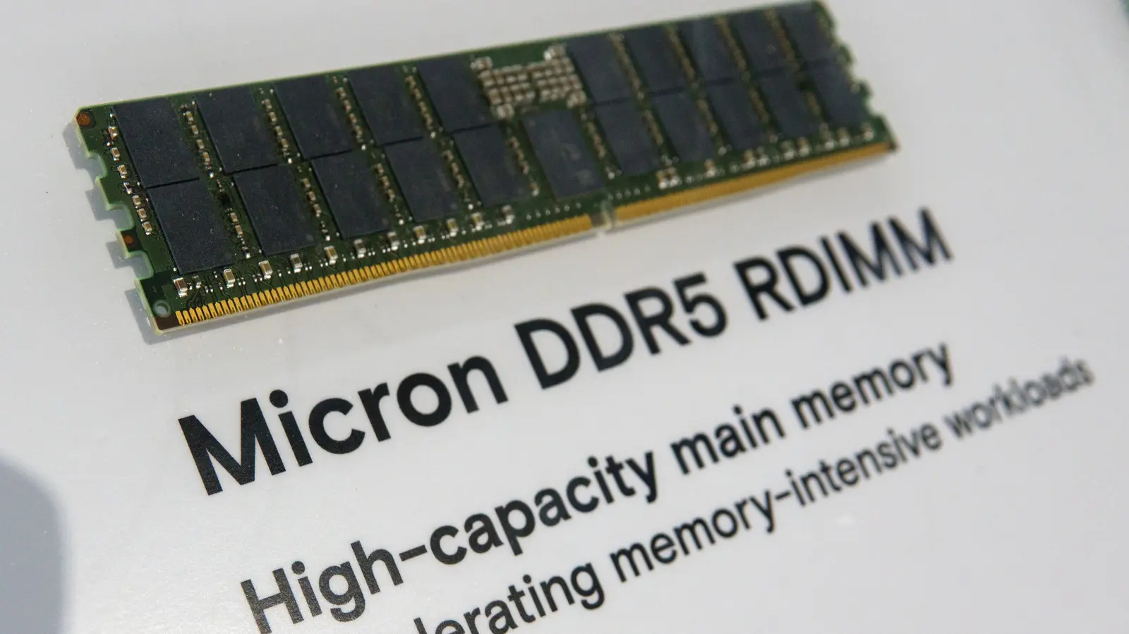 This US Tech Brand Managed To Cram 512 GB Into One Stick Of RAM