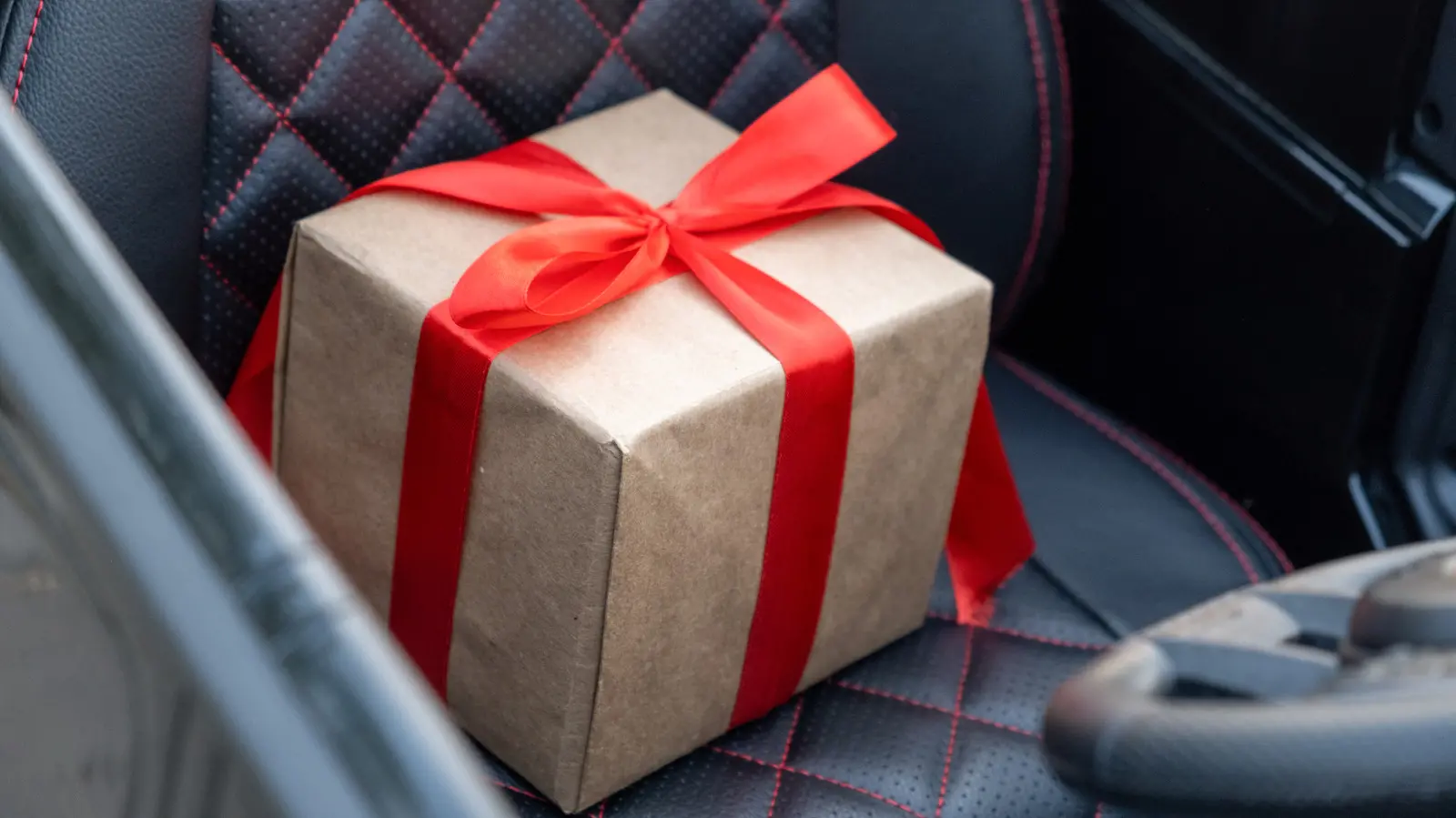 13 Car Accessories & Mini-Gadgets That Actually Make Great Gifts